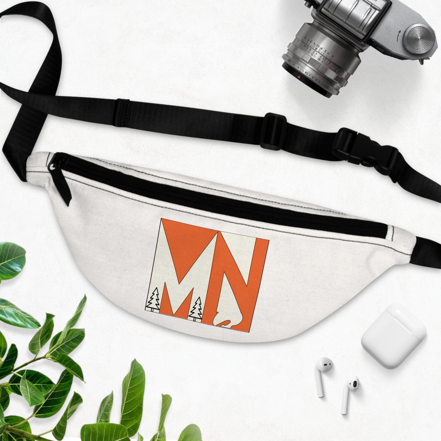 Modern Nose Explorer Fanny Pack